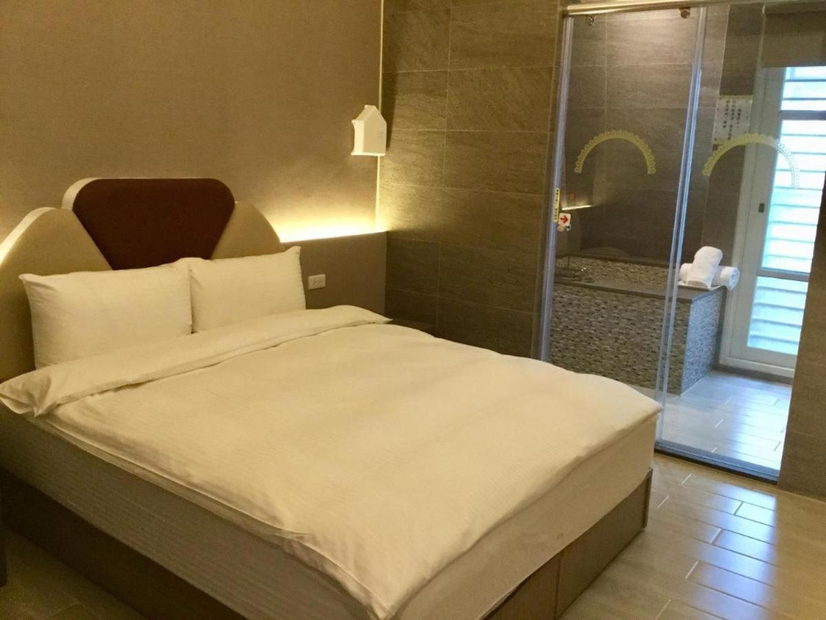 Tan Chi Hotspring Bed & Breakfast Jiaoxi Bagian luar foto